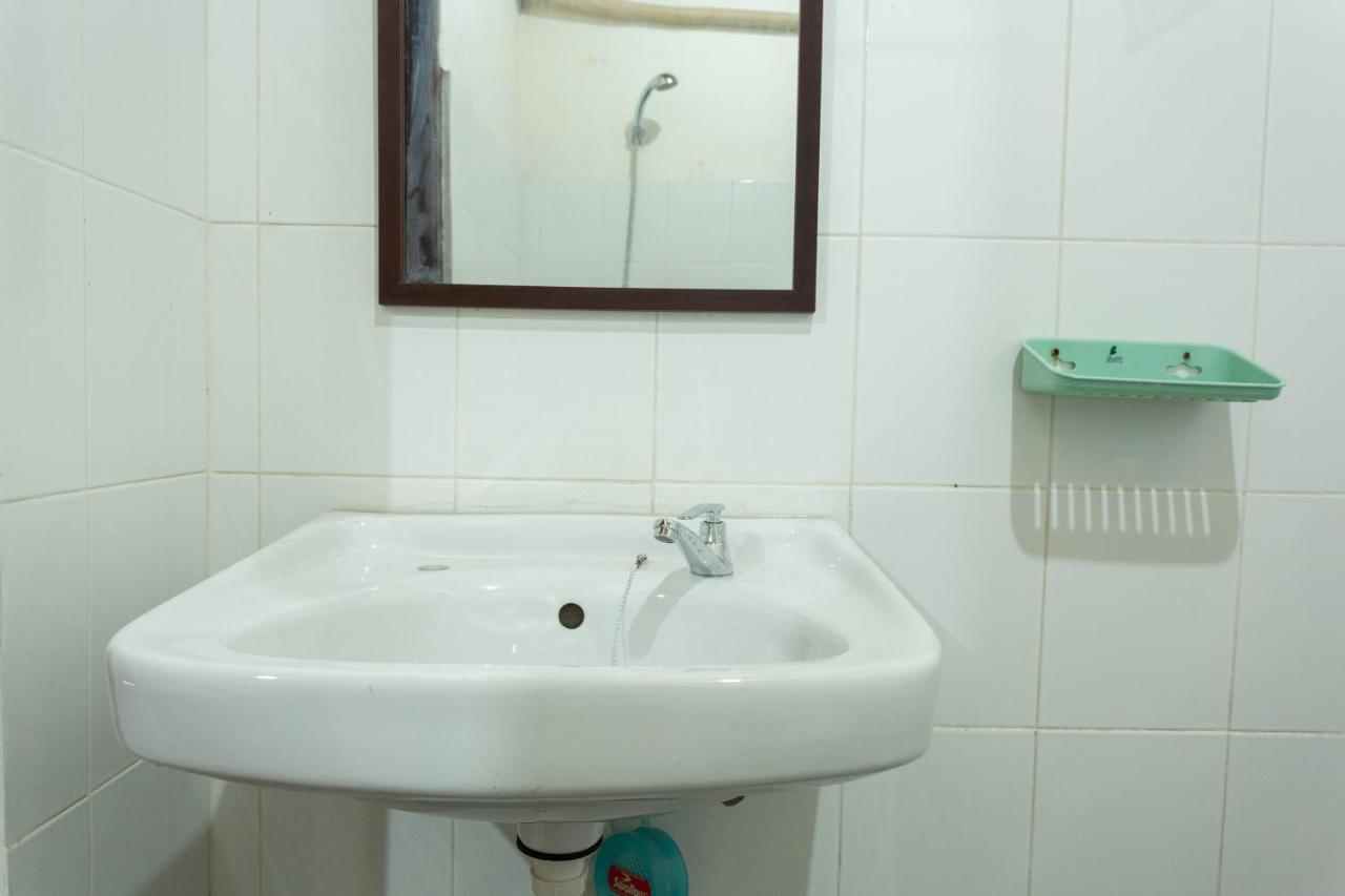 SPOT ON 1879 Lendang Homestay Mangsit Luaran gambar