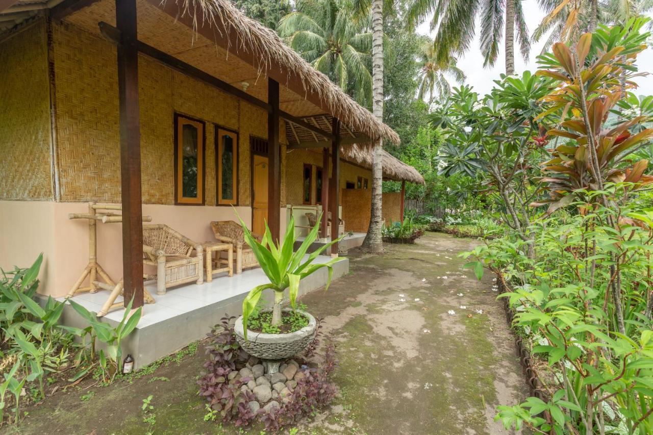 SPOT ON 1879 Lendang Homestay Mangsit Luaran gambar